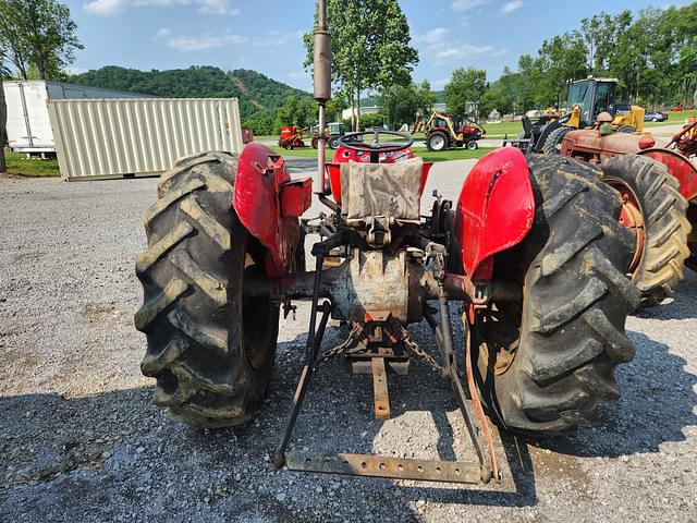 Image of Massey Ferguson 135 equipment image 4