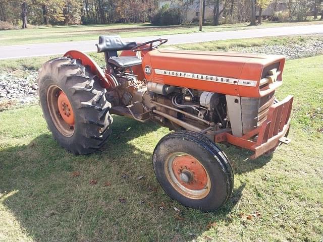 Image of Massey Ferguson 135 equipment image 3