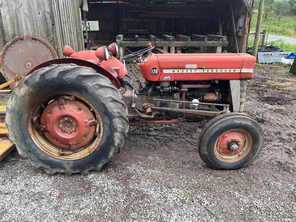 Main image Massey Ferguson 135