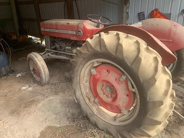 Image of Massey Ferguson 135 equipment image 2