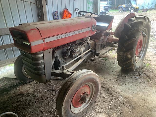 Image of Massey Ferguson 135 equipment image 3