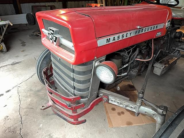 Image of Massey Ferguson 135 equipment image 2