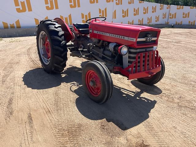 Image of Massey Ferguson 135 equipment image 2