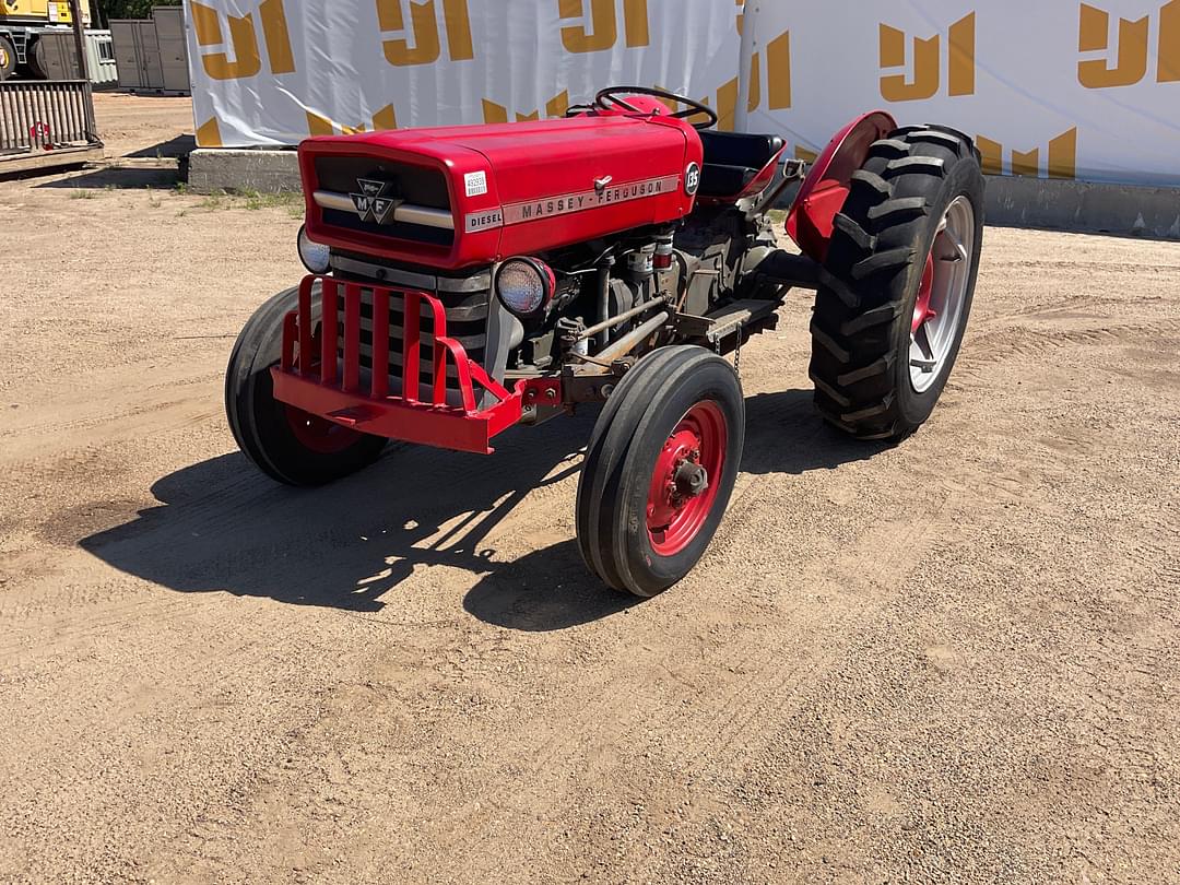 Image of Massey Ferguson 135 Primary image