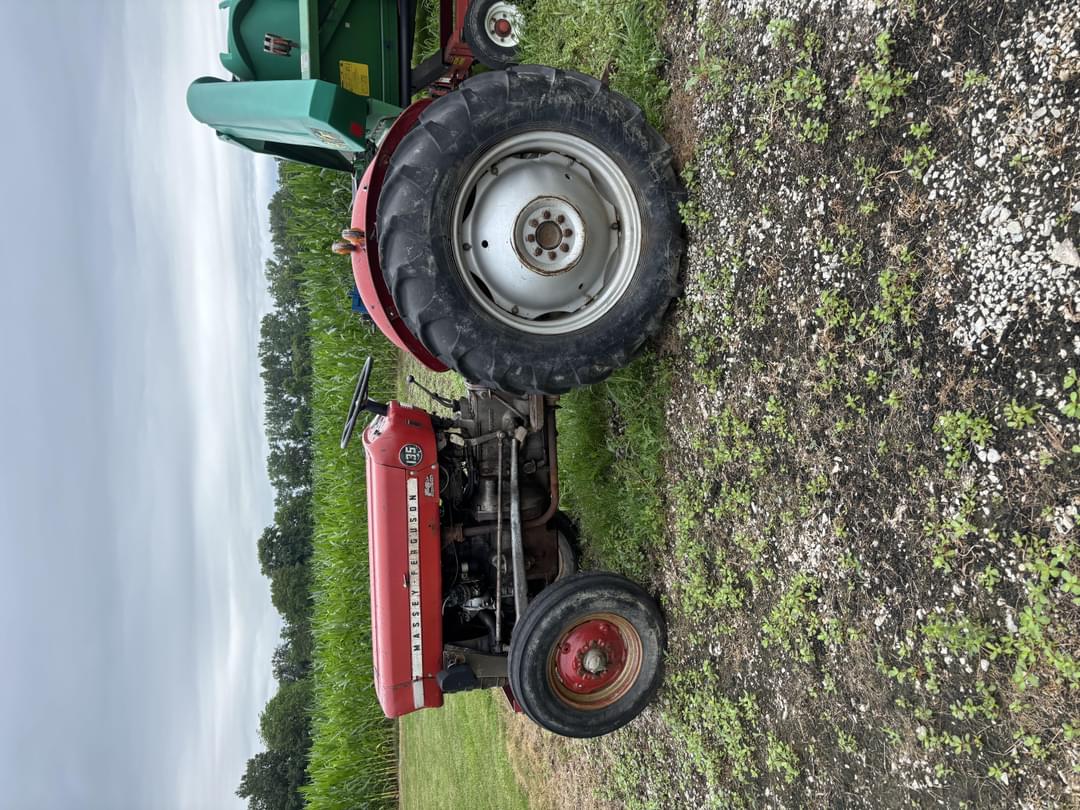 Image of Massey Ferguson 135 Primary image