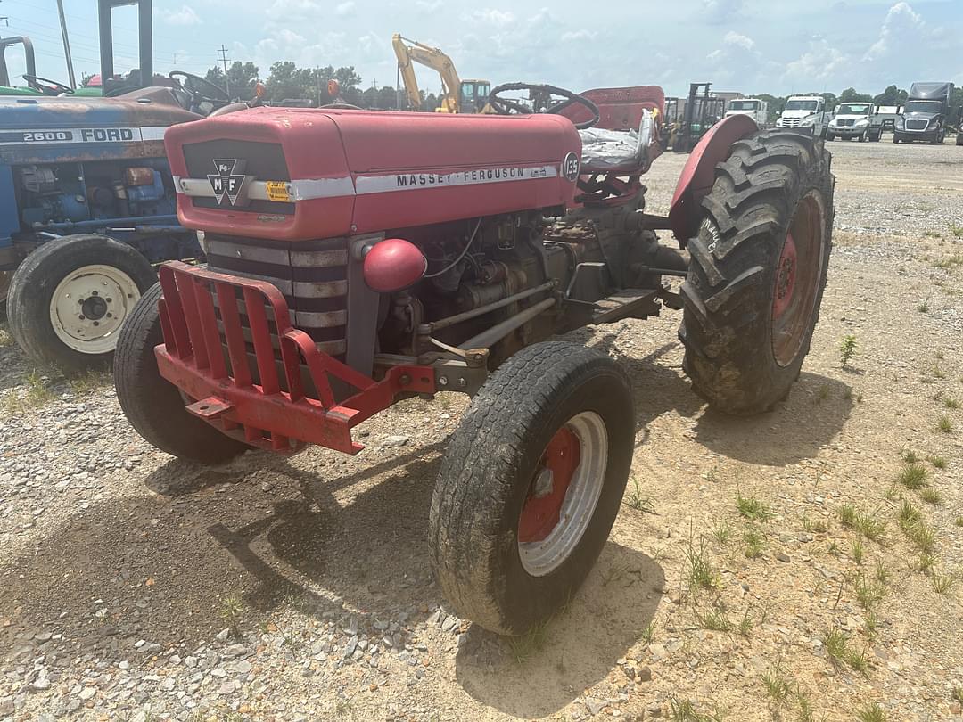 Image of Massey Ferguson 135 Primary image