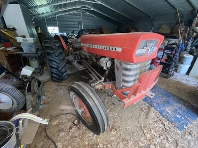 Image of Massey Ferguson 135 equipment image 3
