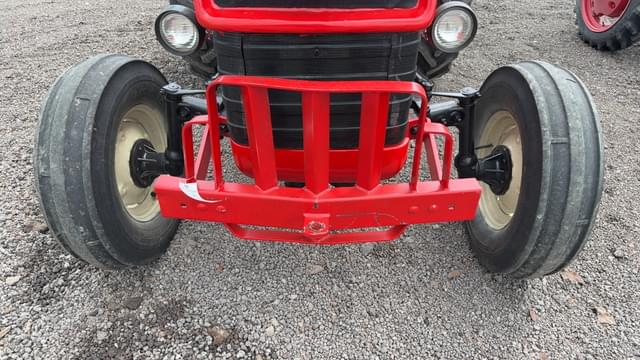 Image of Massey Ferguson 135 equipment image 3
