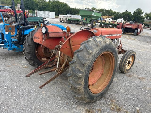 Image of Massey Ferguson 135 equipment image 3