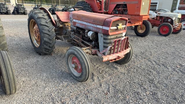 Image of Massey Ferguson 135 equipment image 2