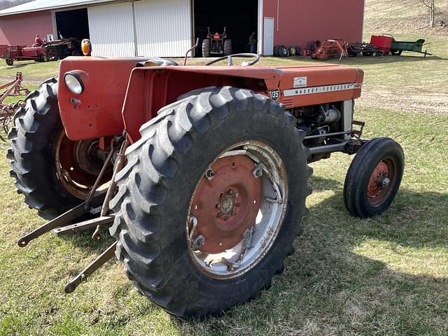 Image of Massey Ferguson 135 equipment image 2