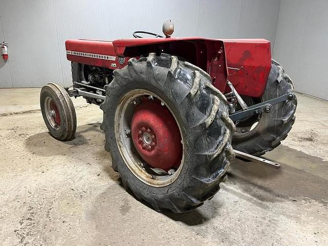 Image of Massey Ferguson 135 equipment image 2