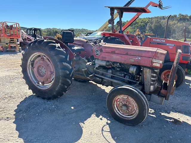 Image of Massey Ferguson 135 equipment image 2