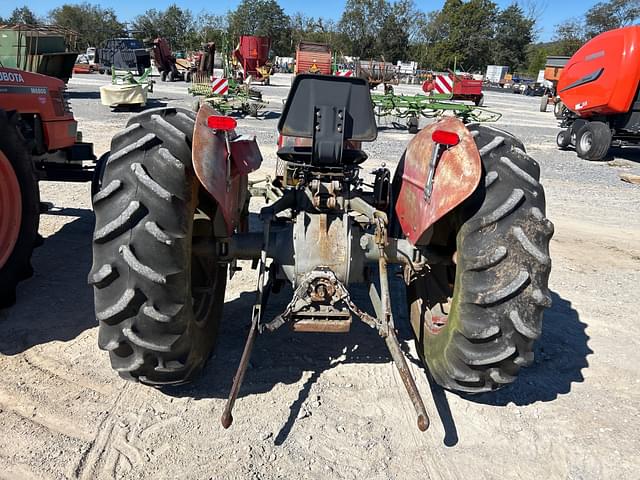 Image of Massey Ferguson 135 equipment image 4