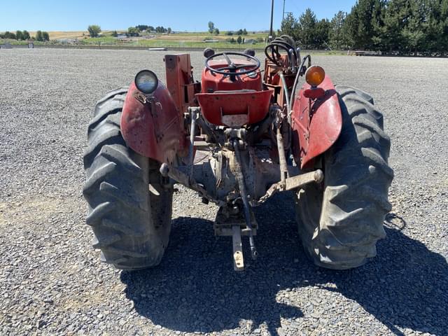 Image of Massey Ferguson 135 equipment image 3