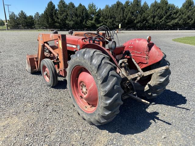 Image of Massey Ferguson 135 equipment image 2