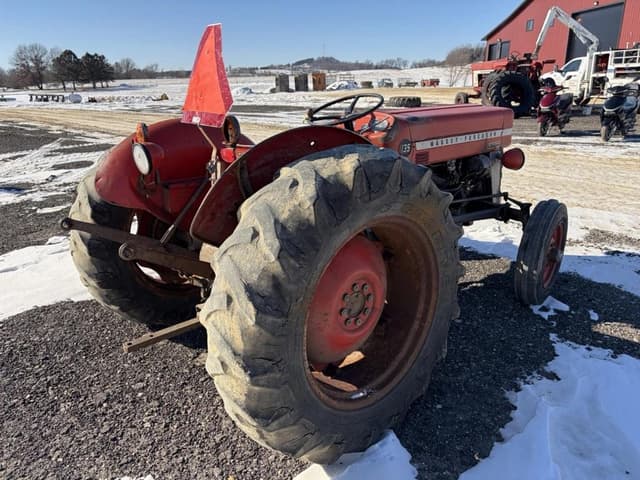 Image of Massey Ferguson 135 equipment image 2