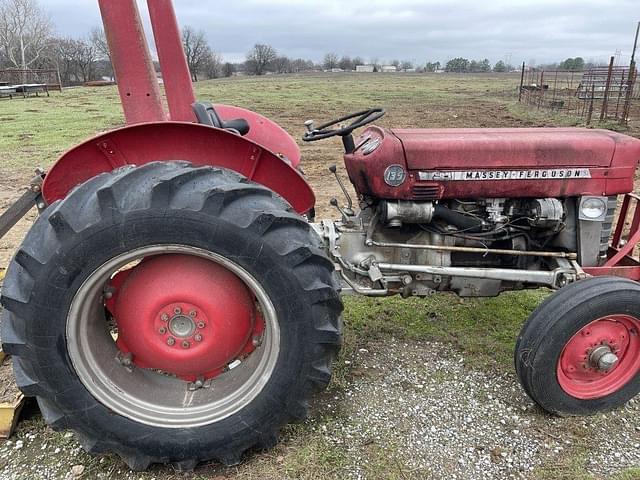 Image of Massey Ferguson 135 equipment image 3