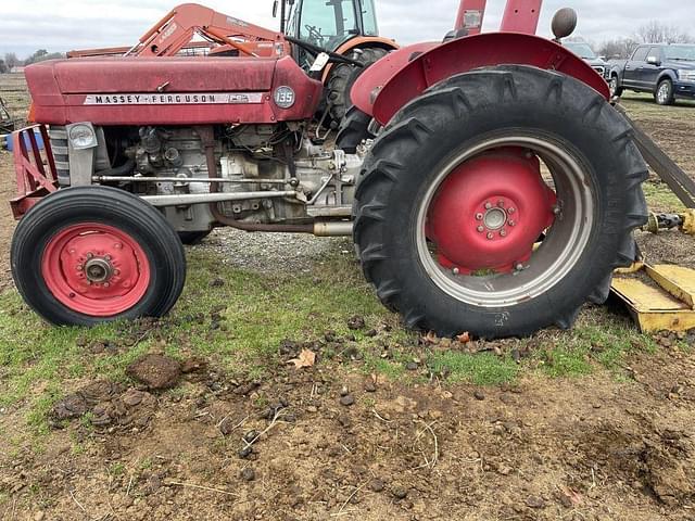 Image of Massey Ferguson 135 equipment image 1