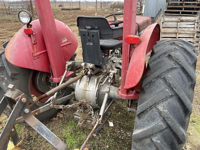 Image of Massey Ferguson 135 equipment image 4