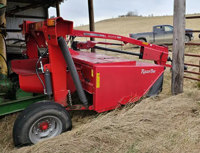 Image of Massey Ferguson 1363 equipment image 3