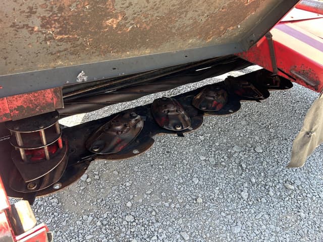 Image of Massey Ferguson 1372 equipment image 3