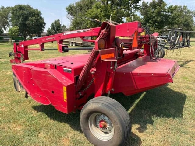 Image of Massey Ferguson 1372 equipment image 1
