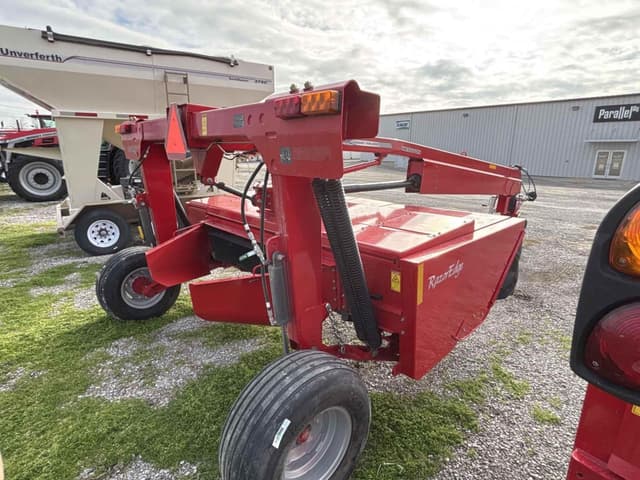 Image of Massey Ferguson 1376 equipment image 1
