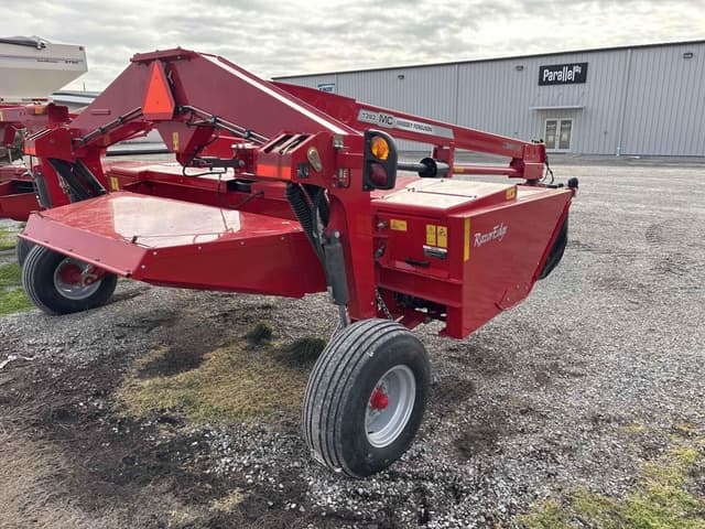 Image of Massey Ferguson 1393 equipment image 1