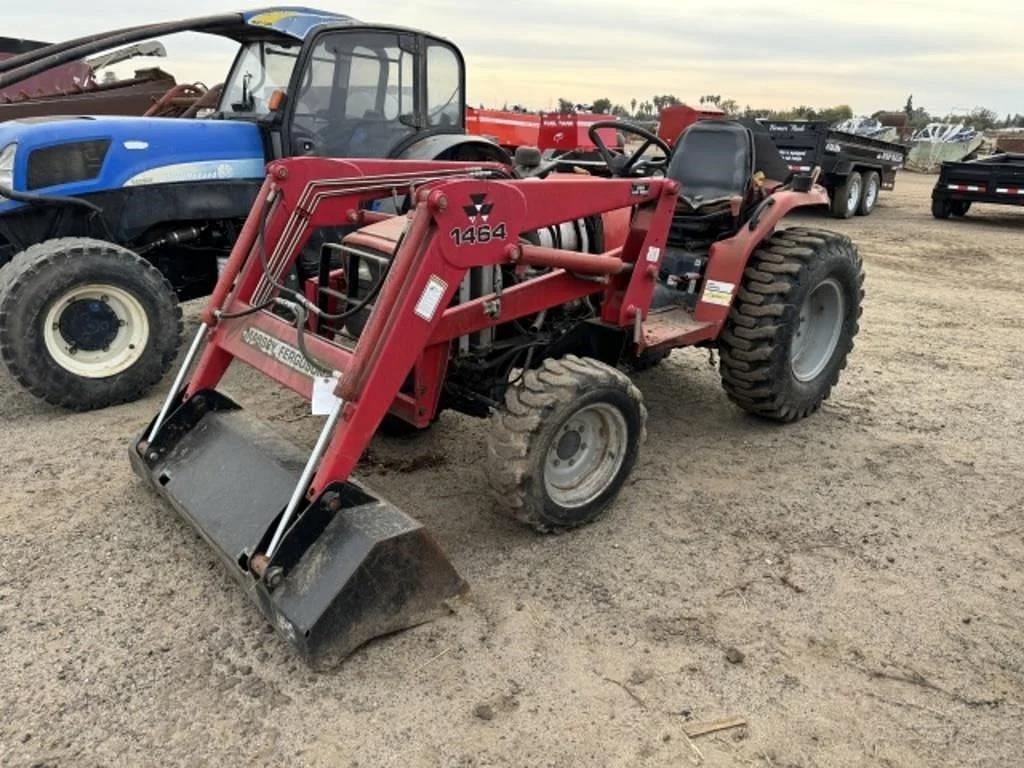 Image of Massey Ferguson 1428 Image 0