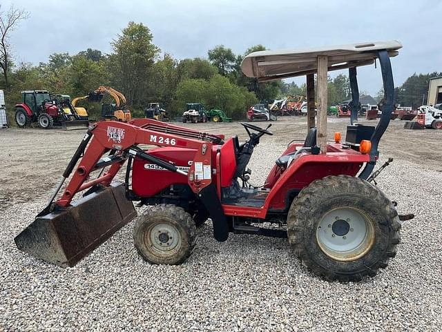 Image of Massey Ferguson 1433 equipment image 1