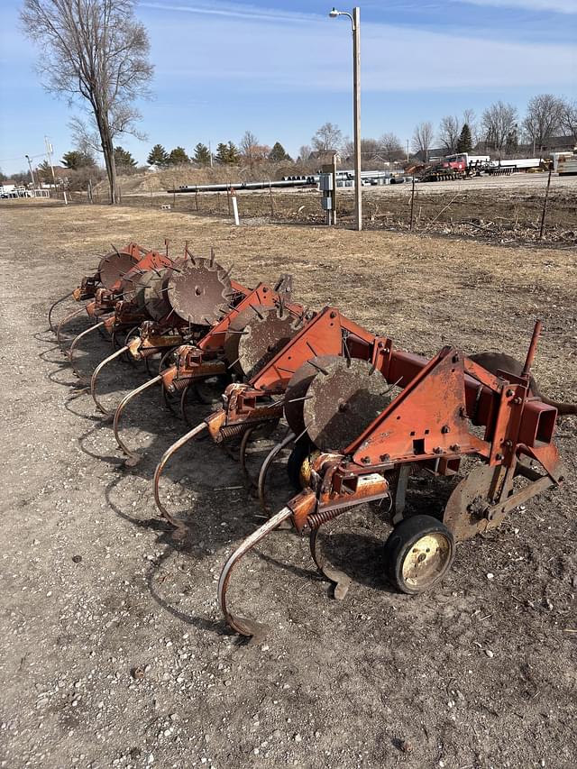 Image of Massey Ferguson 144 equipment image 4