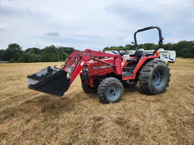Image of Massey Ferguson 1440 equipment image 1