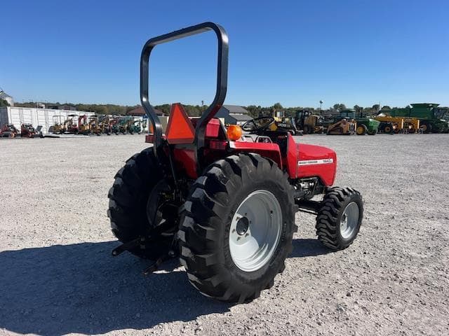 Image of Massey Ferguson 1440V equipment image 2