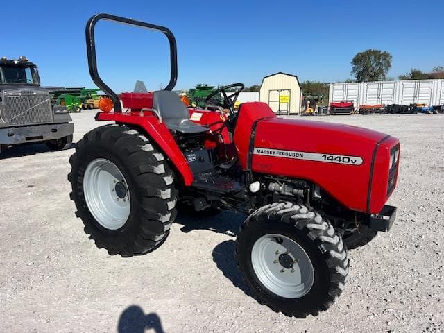 Image of Massey Ferguson 1440V Primary image