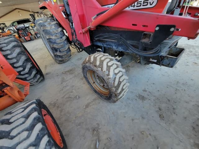 Image of Massey Ferguson 1455V equipment image 3
