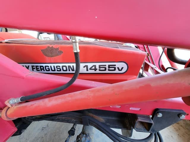 Image of Massey Ferguson 1455V equipment image 4