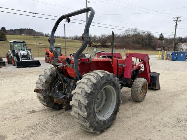 Image of Massey Ferguson 1455V equipment image 4