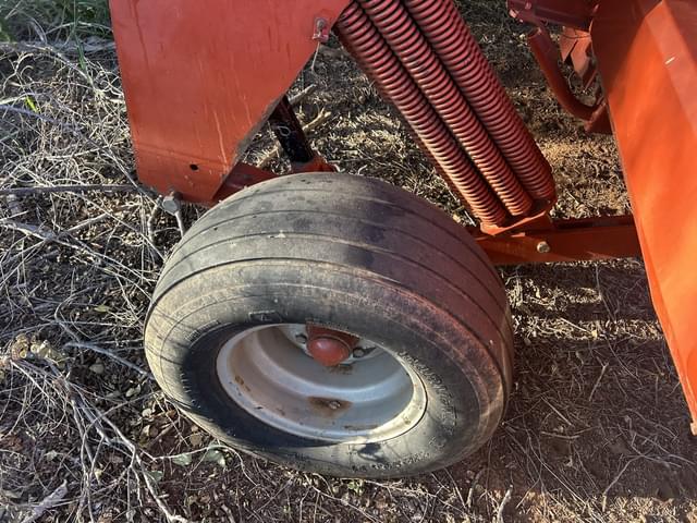 Image of Massey Ferguson 1476 equipment image 2