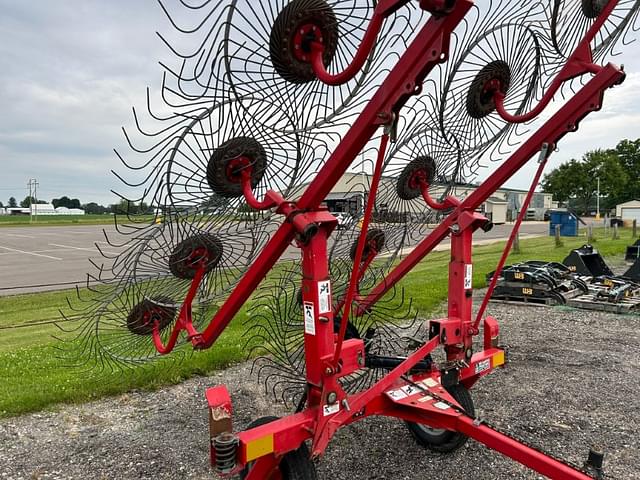 Image of Massey Ferguson 1510 equipment image 4