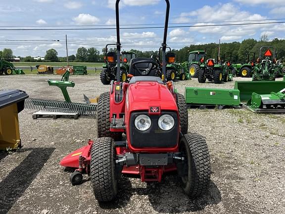 Image of Massey Ferguson 1526 equipment image 4