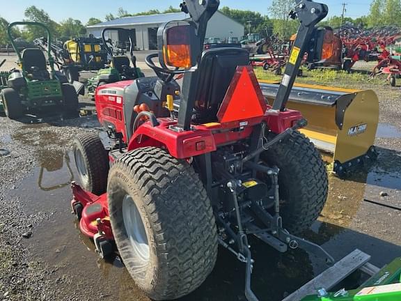 Image of Massey Ferguson 1526 equipment image 2