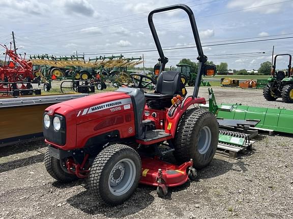 Image of Massey Ferguson 1526 Primary image