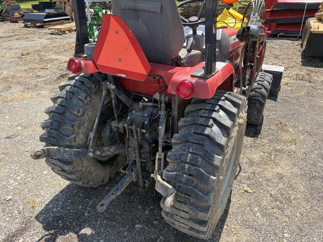 Image of Massey Ferguson 1528 equipment image 1