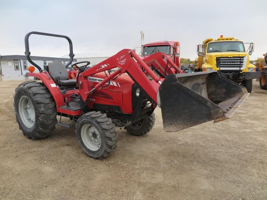Main image Massey Ferguson 1533