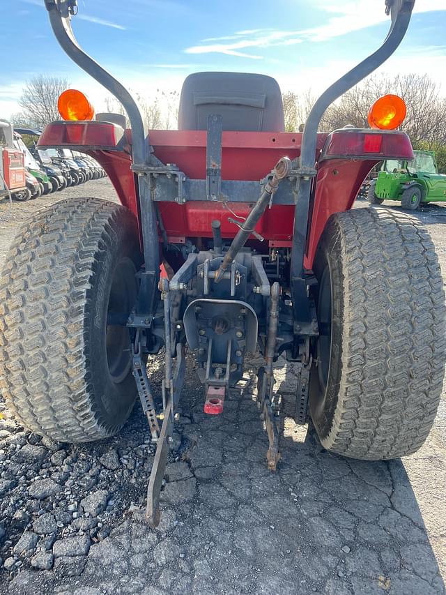 Image of Massey Ferguson 1533 equipment image 4