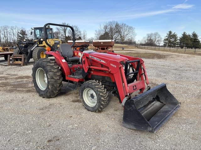 Image of Massey Ferguson 1540 equipment image 1