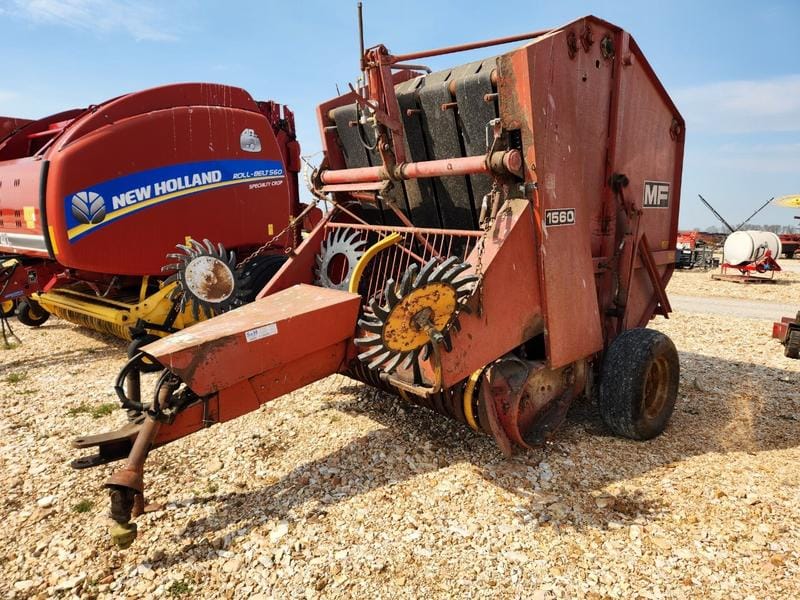 Massey Ferguson 1560 Equipment Image0