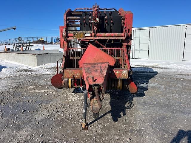 Image of Massey Ferguson 1560 equipment image 2