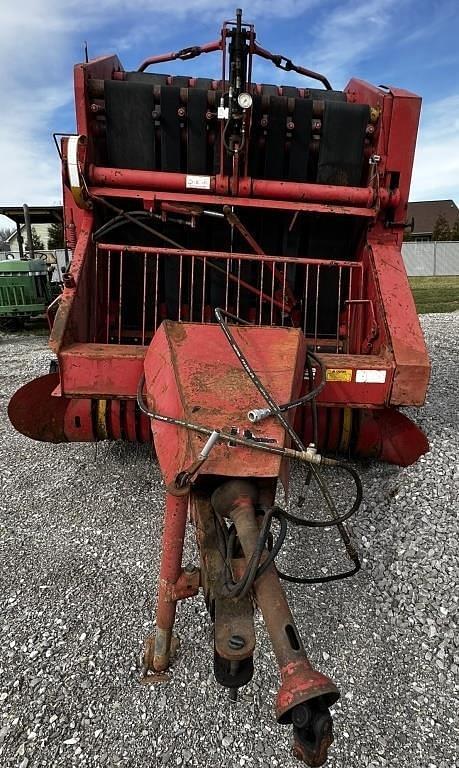 Image of Massey Ferguson 1560 Image 1